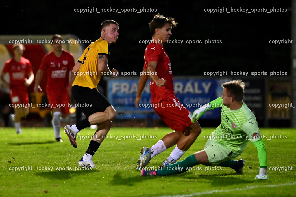 FC KAC 1909 vs. FC Nussdorf Debant | #14 Dino Zenkovic FC Nussdorf Debant, #12 Noa Mosser FC KAC, #22 Florian Magnes FC KAC, FC KAC 1909 vs. FC Nussdorf Debant, FC KAC 1909 vs. FC Nussdorf Debant am 19.09.2025 in Klagenfurt (Sportplatz KAC), Austria, (Photo by Bernd Stefan)