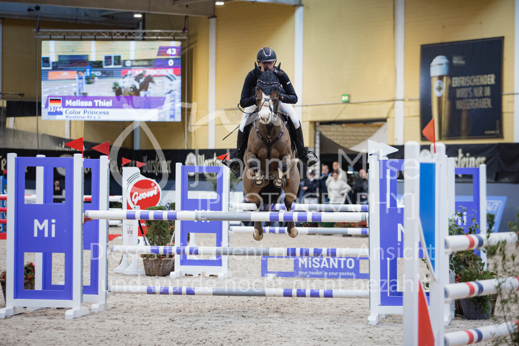 221112_Warstein_L-Spr-177 | Deine schönsten Turniermomente als professionelle Fotos! Entdecke hochwertige Pferdesport-Fotografie im Online-Shop. Jetzt Fotos finden & bestellen!
