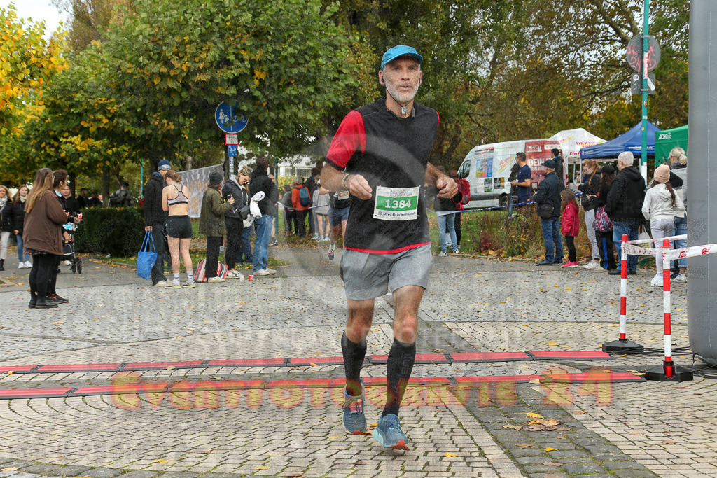241020_1112_EX1_1426 | Sportfotografie im Rhein-Sieg Kreis, Köln, Bonn, NRW, Rheinland Pfalz, Hessen, etc. Unser Tätigkeitsfeld umfasst den Laufsport vom Volkslauf über den Marathon, Duathlon, Triathon bis zum Ultralauf wie Kölnpfad Ultra oder Schindertrail.