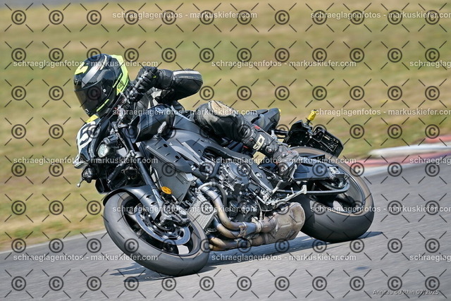 25bt04-1761 | markuskiefer.com - Realisiert mit Pictrs.com