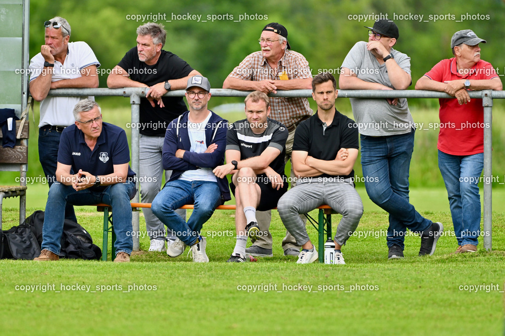 ATUS Velden vs. VST Völkermarkt | Headcoach ATUS Velden Marcel Günther Kuster, Sportlicher Leiter ATUS Velden Hannes Teppan, ATUS Velden vs. VST Völkermarkt, ATUS Velden vs. VST Völkermarkt am 30.05.2024 in St. Egyden (Sportpark St. Egyden), Austria, (Photo by Bernd Stefan)