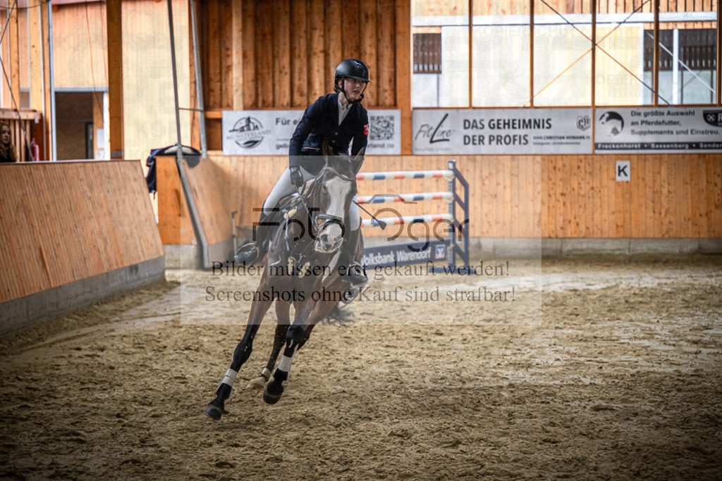 DOS_1525 | Entdecke hochwertige Reitturnierfotos von Foto Oger. Professionell, emotional und authentisch – jetzt Lieblingsmomente im Shop bestellen.Deutschlandweite Turnierfotografie. - Realisiert mit Pictrs.com
