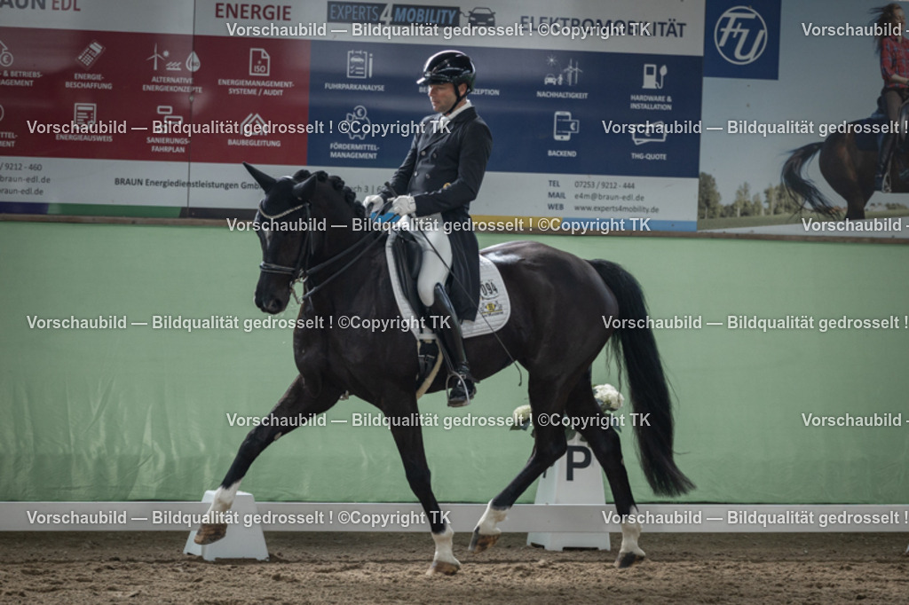 _D5A5111 | Emotionale Pferde- & People-Fotografie rund um Heidelberg, Leimen & Umgebung. Natürliche Fotos von Pferd, Mensch & Familie. Jetzt Termin sichern!