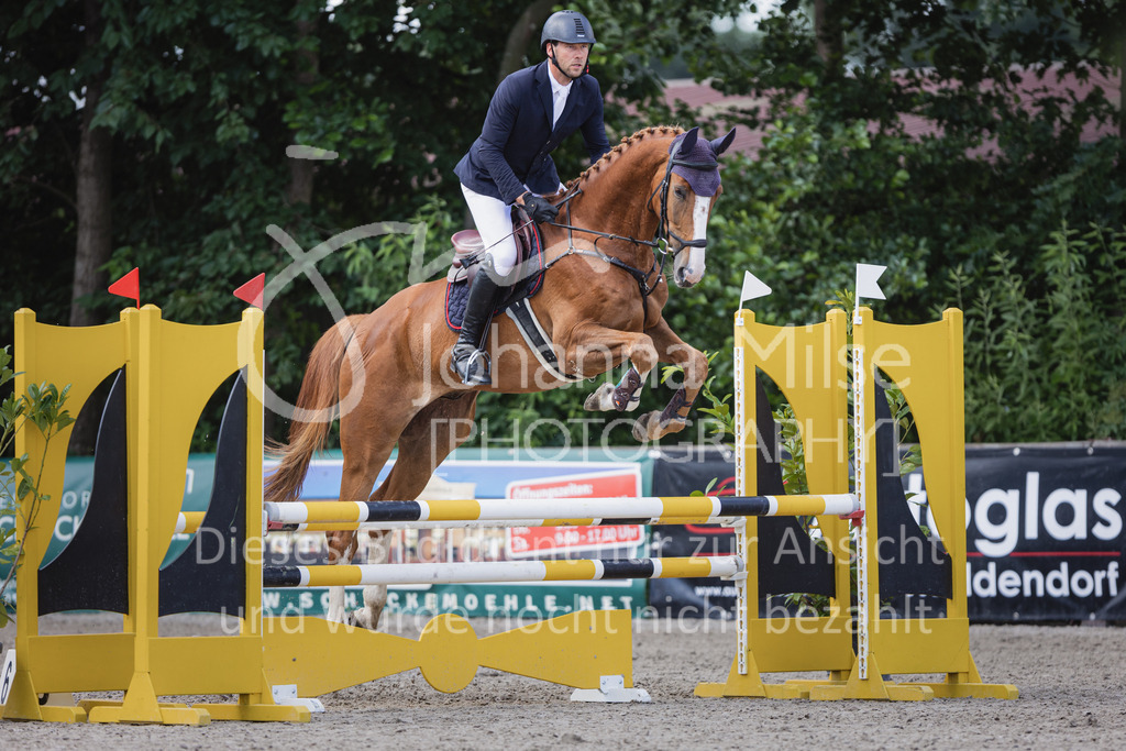 220705_Mühlen_SprPf-A2-246 | Late Entry Mühlen
05.07.2022
02 Springpferde-A**, 4-6jährige Pferde