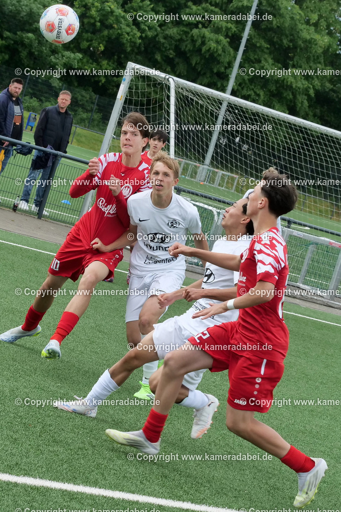 Fußball : C-Junioren : Aufstieg Regionalliga West : SUS 09 Dinslaken - Vfb 03 Hilden am 04.06.2026 in Dinslaken | Fußball : C-Junioren : Aufstieg Regionalliga West : SUS 09 Dinslaken (rotr Trikots)- Vfb 03 Hilden (weiße Trikots) am 04.06.2026 in Dinslaken - Realisiert mit Pictrs.com