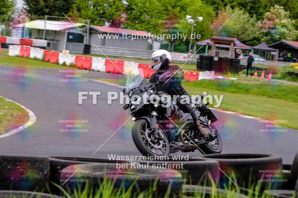 MotoTeamVBK-20474 | Hier findet Ihr Bilder von Touristenfahrten auf der Nürburgring Nordschleife oder von anderen Veranstaltungen die ich besucht habe. Viel Spass beim Durch Schauen 