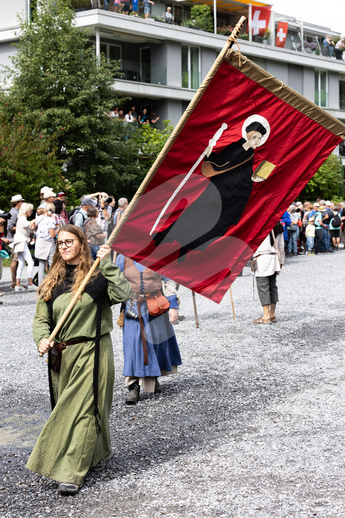 ESAF2025_Freitag_4067 | Die Schwinger des Schwyzer Kantonalen Schwingerverbandes: Fotos, die Dynamik und Leidenschaft festhalten, sowie emotionale Momente aus dem traditionellen Schwingsport zeigen. - Realisiert mit Pictrs.com