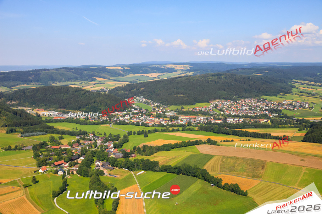 Die Luftaufnahme Eila - Pressig wurde vom UL-Flugzeug (keine Drohne) aus fotografiert.Hohe Druck- Auflösung-die Geschenkidee!