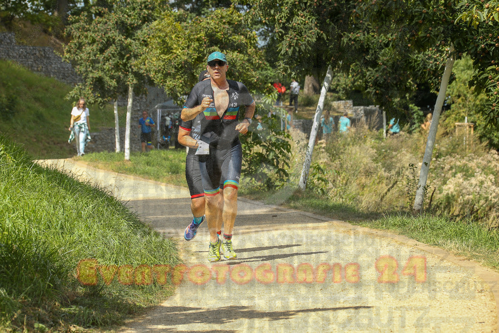 250824_1331_EX1_2693 | Sportfotografie im Rhein-Sieg Kreis, Köln, Bonn, NRW, Rheinland Pfalz, Hessen, etc. Unser Tätigkeitsfeld umfasst den Laufsport vom Volkslauf über den Marathon, Duathlon, Triathon bis zum Ultralauf wie Kölnpfad Ultra oder Schindertrail.