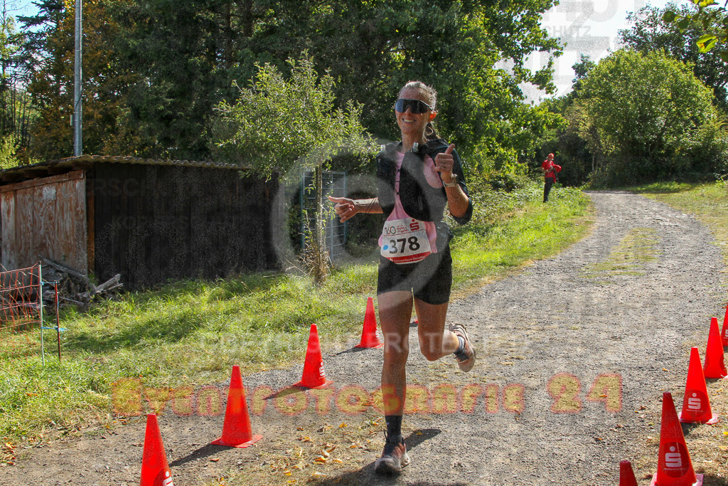 250830_1126_EV4_3445 | Sportfotografie im Rhein-Sieg Kreis, Köln, Bonn, NRW, Rheinland Pfalz, Hessen, etc. Unser Tätigkeitsfeld umfasst den Laufsport vom Volkslauf über den Marathon, Duathlon, Triathon bis zum Ultralauf wie Kölnpfad Ultra oder Schindertrail.