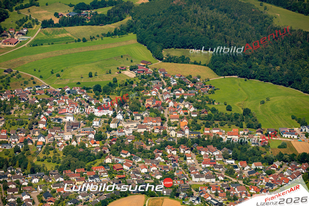 Das Luftbild zeigt :  Ottenbach - Die Luftaufnahme wurde 2024 vom UL-Flugzeug aus erstellt ( keine Drohne ) - Hochauflösende Luftaufnahme - Für grossformatige Ausdrucke geeignet. Die Geschenkidee !Mit Lizenz und Bildrechte bestellbar