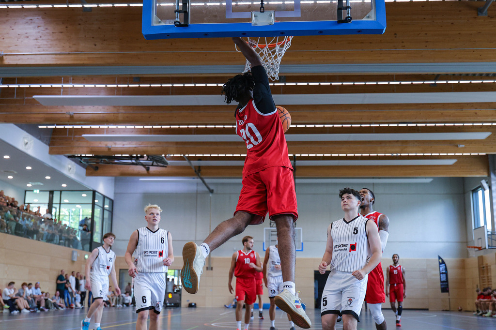 Pro A BAYER GIANTS vs Leichlinger TV  Test-60 | Fotos von Basketballspielen aus dem Raum NRW fotografiert von Gero Mueller-Laschet und Daniel Schaefer - Realisiert mit Pictrs.com