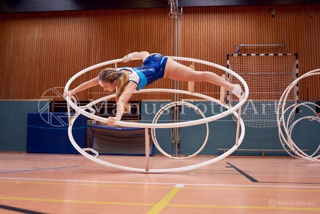 DSC01375 | Professionelle Sportfotografie in Hamburg, Schleswig-Holstein und Niedersachsen – spezialisiert auf Rhönrad, Geräteturnen, Leistungsturnen und rhythmische Sportgymnastik. Bundesweite Begleitung von Rhönrad-Events. Jetzt Sport-Fotos - Realisiert mit Pictrs.com