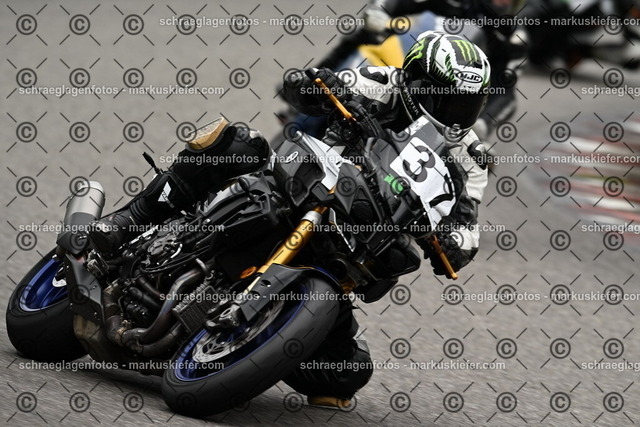 25bt02-1295 | markuskiefer.com - Realisiert mit Pictrs.com