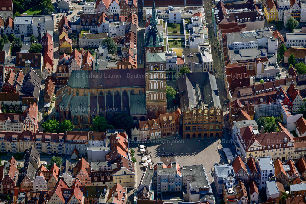 3638140 | STRALSUND 25.08.2016 Kirchengebäude der Sankt Nikolai -Gemeinde im Ortsteil Andershof in Stralsund im Bundesland Mecklenburg-Vorpommern. Weiterführende Informationen bei: Ev. Kirchengemeinde St. Nikolai,  Hansestadt Stralsund. // church building Sankt Nikolai -Gemeinde in the district Andershof in Stralsund in the state Mecklenburg - Western Pomerania. Further information at: Ev. Kirchengemeinde St. Nikolai,  Hansestadt Stralsund. Foto: Gerhard Launer