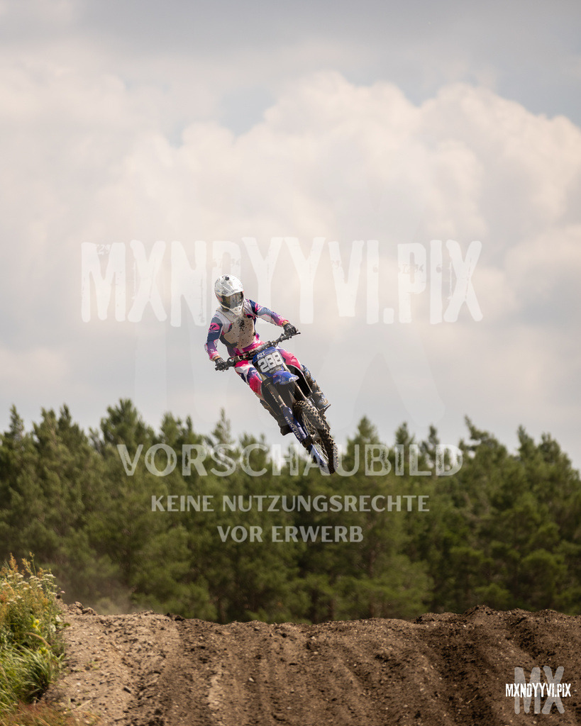 866A1746 | mxndyyvipix