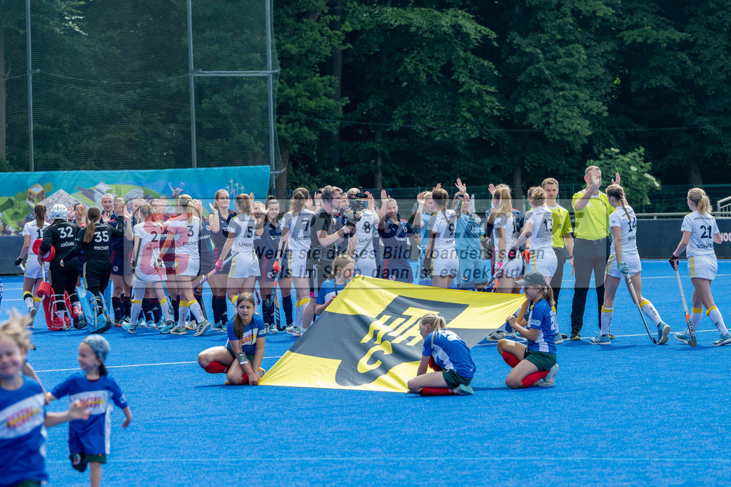 Final4_20250531-1145-Z82_7867 | Krefeld, Deutschland, 31.05.2025:  Feldhockey Final4 2025 – „Deutsche Feldhockey-Meisterschaften 2025“ im Gerd-Wellen-Hockeyanlage am 31.05.2025 in Krefeld, Deutschland. (Foto von Kramhöller/Fehrmann/Kaste)Krefeld, Germany, 31.05.2025: Feldhockey Final4 2025 – „Deutsche Feldhockey-Meisterschaften 2025“ in Gerd-Wellen-Hockeyanlage at 31.05.2025 in Krefeld, Deutschland. (Foto from Kramhöller/Fehrmann/Kaste)