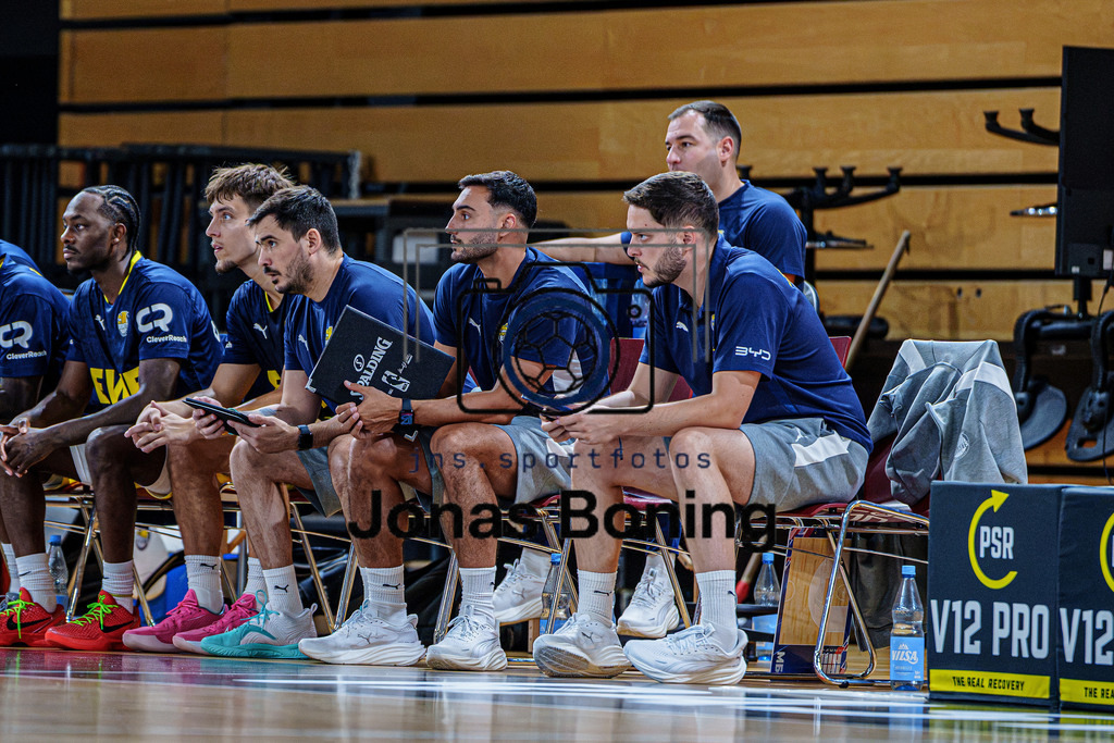 Basketball I Herren I Saison 2026-2027 I Testspiel I RASTA Vechta - EWE Baskets Oldenburg I 48594 | jns.sportfotos - Realisiert mit Pictrs.com