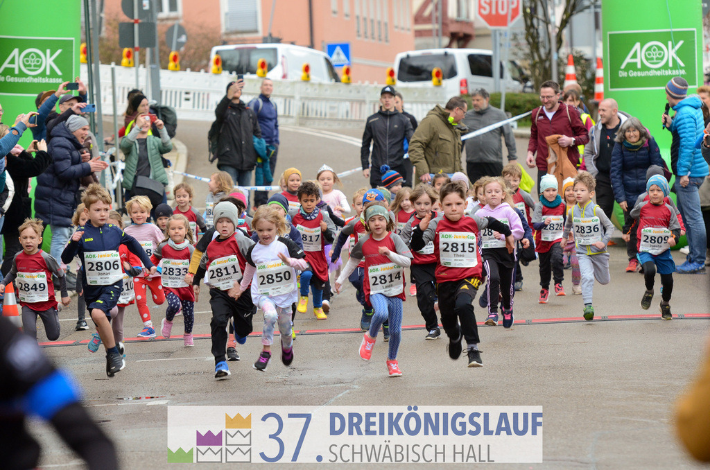 AOK JuniorCup 400m | 3Koenigslauf 2023 - Realisiert mit Pictrs.com