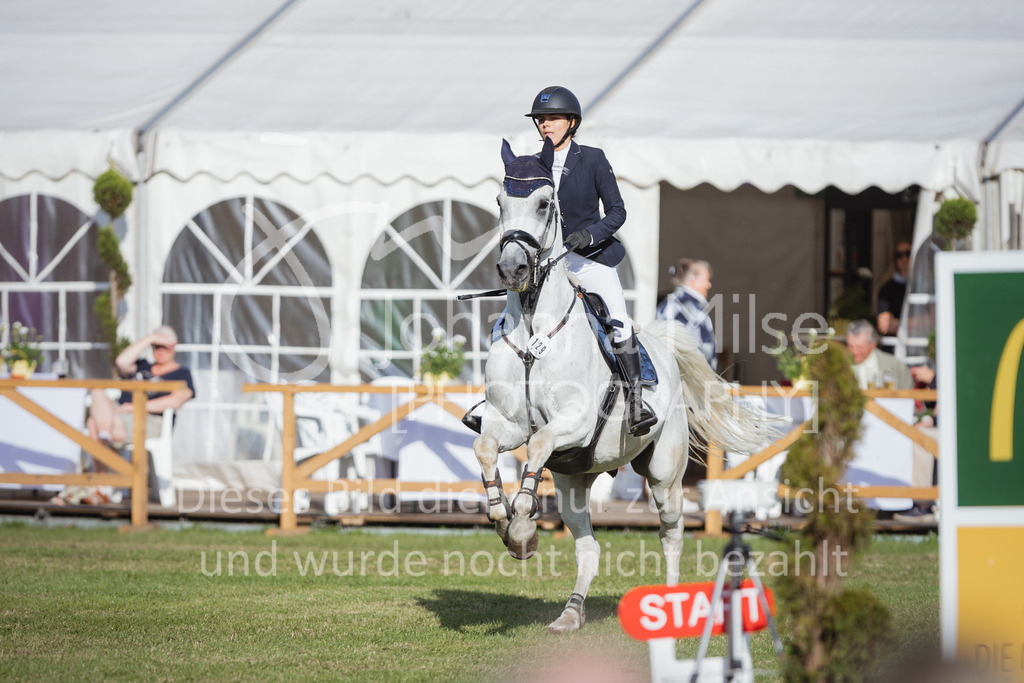 220715_LC_HeinzelmaennchenCup-714 | Deine schönsten Turniermomente als professionelle Fotos! Entdecke hochwertige Pferdesport-Fotografie im Online-Shop. Jetzt Fotos finden & bestellen!