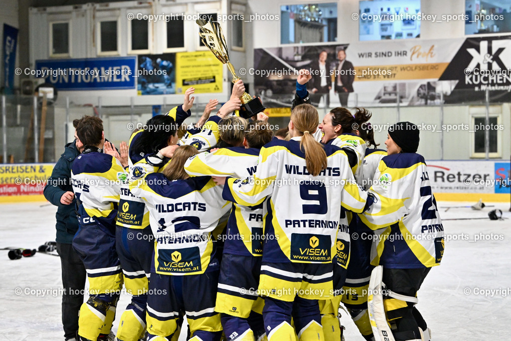 WILDCATS PATERNION & Lady Hawks Siegerehrung-Meisterfeier | Jubel Wildcats Paternion Mannschaft, Meister, WILDCATS PATERNION &amp; Lady Hawks Siegerehrung-Meisterfeier, WILDCATS PATERNION &amp; Lady Hawks Siegerehrung-Meisterfeier am 12.03.2025 in Steindorf (Ossiachersee Halle), Austria, (Photo by Bernd Stefan)