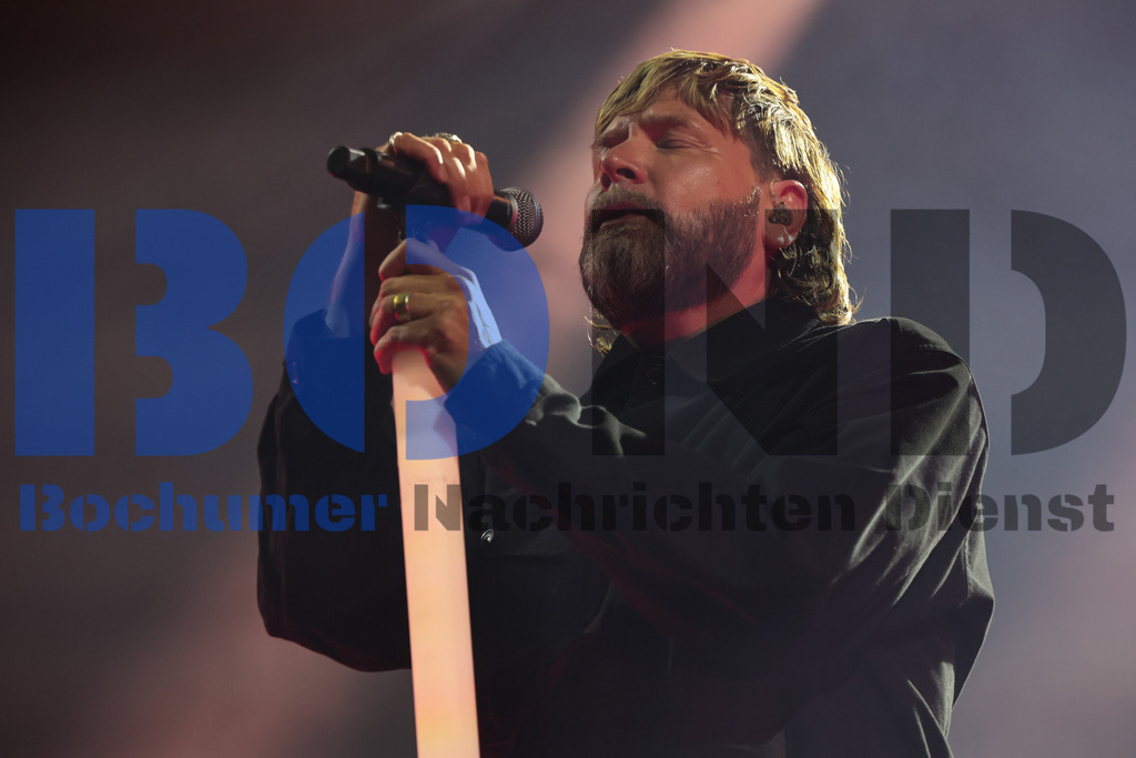 SES_RGAZFR20250822-39 | bond - Realisiert mit Pictrs.com