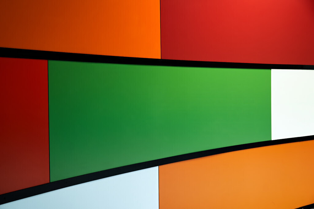 Alter Flughafen DUS 5 | Ich erzähle Geschichten als Autor und als Fotograf. Hier finden Sie hochwertige Naturfotografie, Reisefotografien und Bilder aus dem urbanen Lebensraum.  - Realisiert mit Pictrs.com