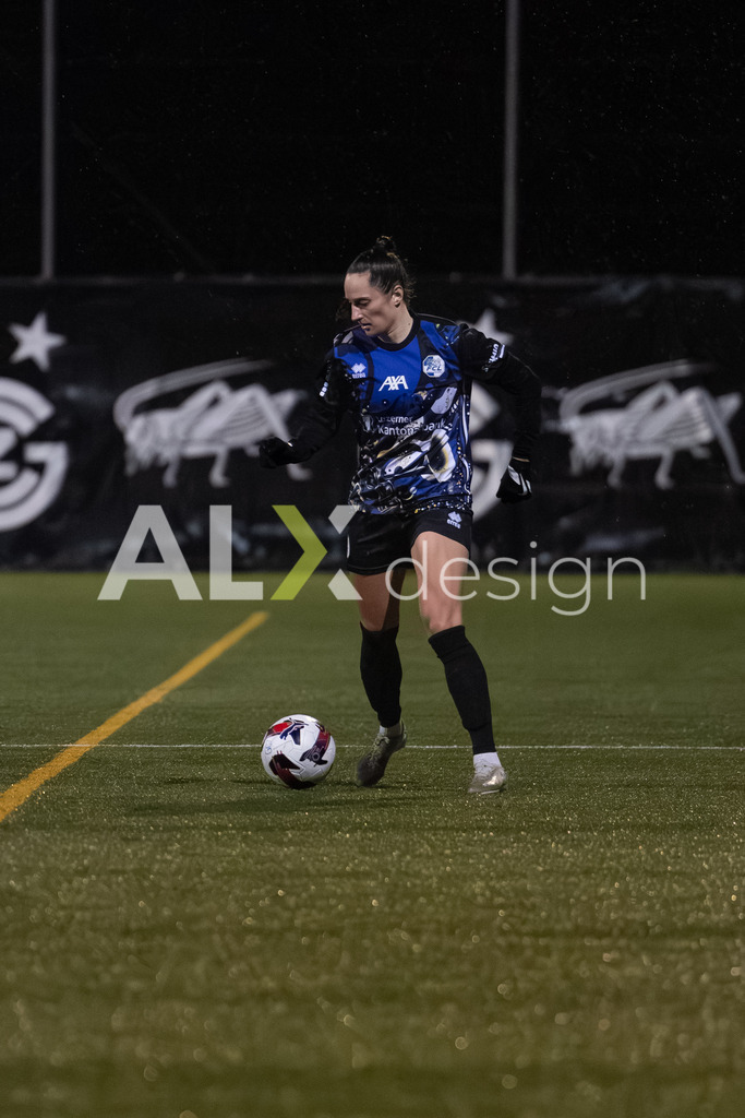Fußball I Frauen I Saison 2025-2026 I AXA Women's Super League | Women I 14. Spieltag I Grasshoppers Club Zürich - FC Luzern I 14.02.2026 | Hochwertige Sportfotos kaufen & lizenzieren für Medien, Vereine, Agenturen & Sportler:innen. Entdecke professionelle Sportfotografie im Bildshop von Alexander Franzen. - Realisiert mit Pictrs.com
