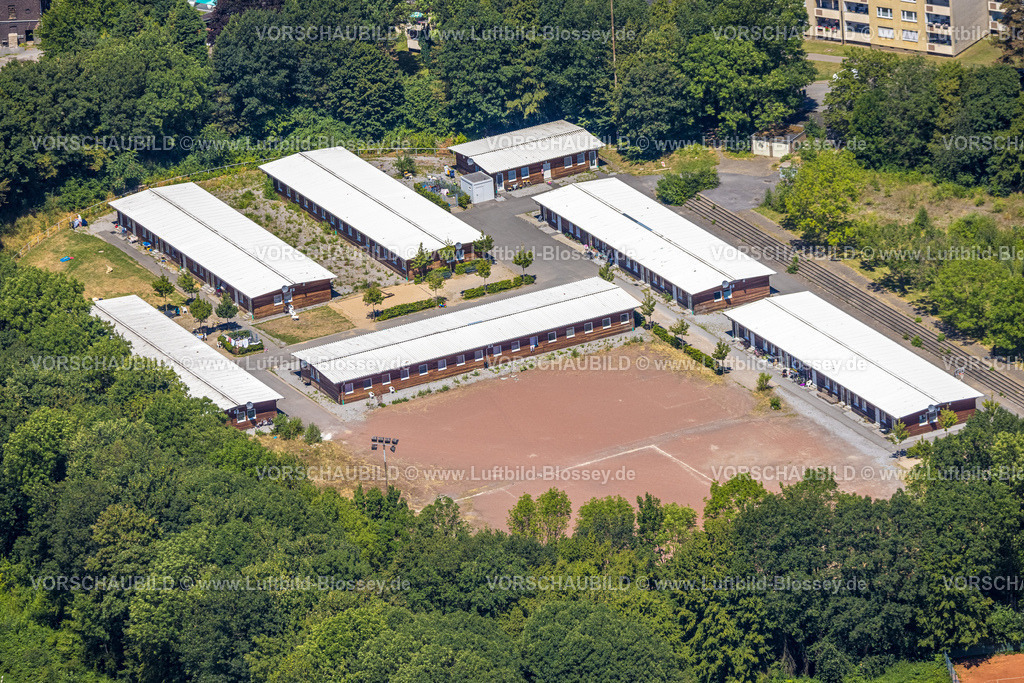 Muelheim230703993 | Luftbild, Flüchtlingsunterkunft Oberheidstraße, Dümpten, Mülheim an der Ruhr, Ruhrgebiet, Nordrhein-Westfalen, Deutschland