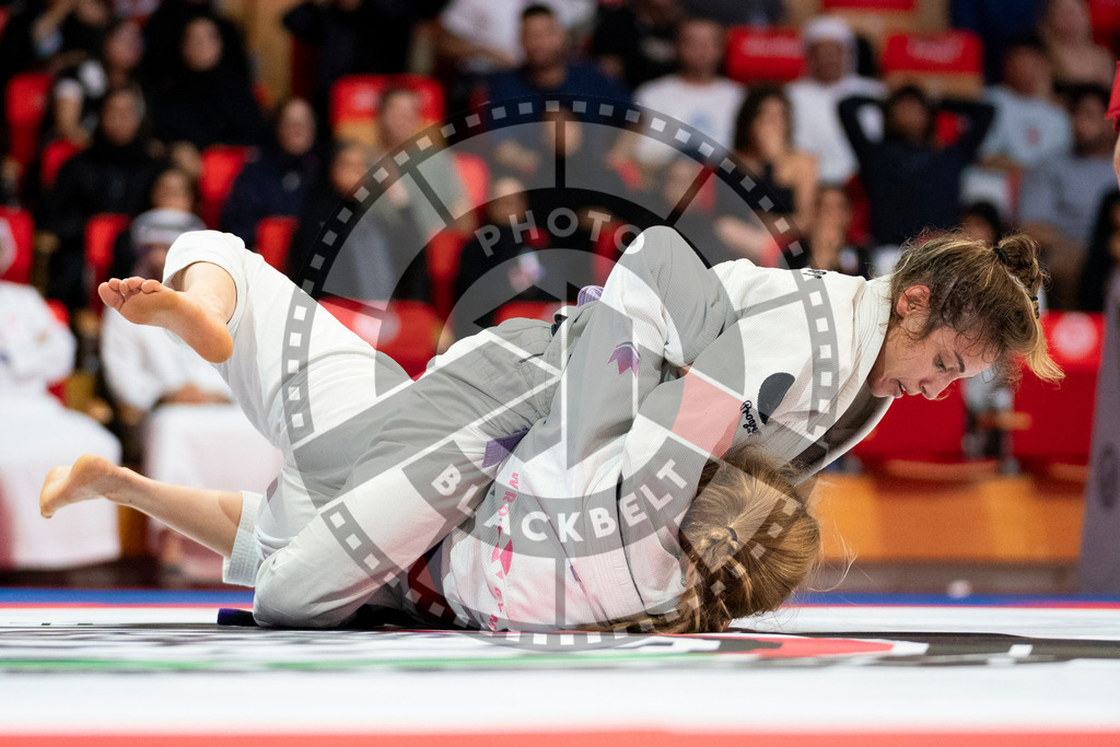 20231109PBB6452 | Fighters compete during the AJP World Professional Championship in the Mubadala Arena in Abu Dhabi, Arab United Emirates, on November 9, 2023.