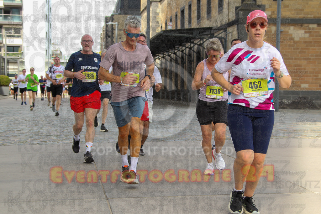 250920_1329_EV4_5789 | Sportfotografie im Rhein-Sieg Kreis, Köln, Bonn, NRW, Rheinland Pfalz, Hessen, etc. Unser Tätigkeitsfeld umfasst den Laufsport vom Volkslauf über den Marathon, Duathlon, Triathon bis zum Ultralauf wie Kölnpfad Ultra oder Schindertrail.