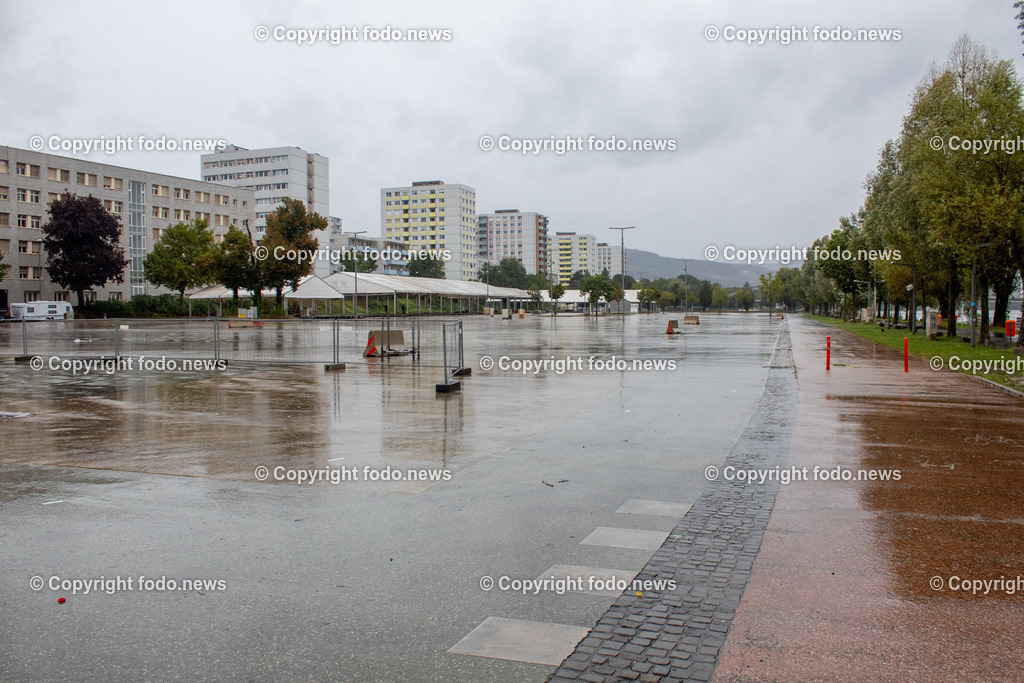 Linz_ Urfahr_ Hochwasserschutz_ 13.09.2024-26 | 13.09.2024, Linz, AUT, Urfahr, Hochwasser, im Bild Vorbereitung Hochwasserschutz Donaulaende Linz Urfahr, Urfahraner Jahrmarktgelaende, Urfahrmarkt