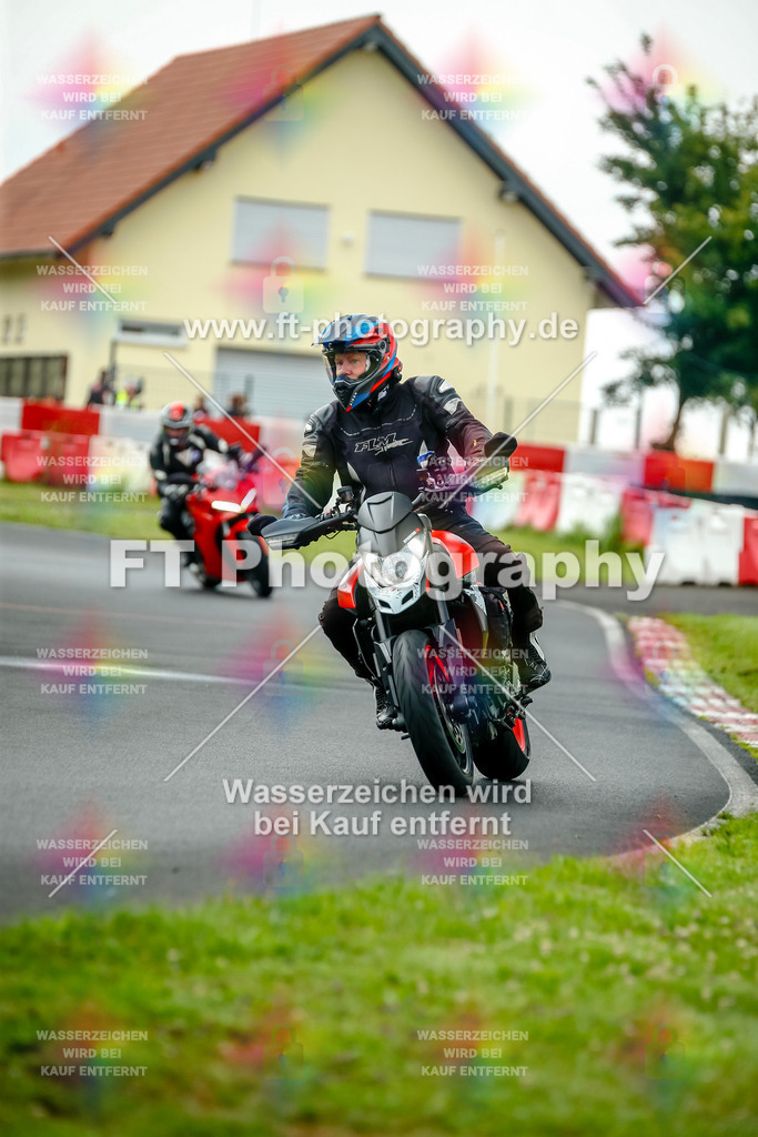VBK-3760 | Hier findet Ihr Bilder von Touristenfahrten auf der Nürburgring Nordschleife oder von anderen Veranstaltungen die ich besucht habe. Viel Spass beim Durch Schauen 