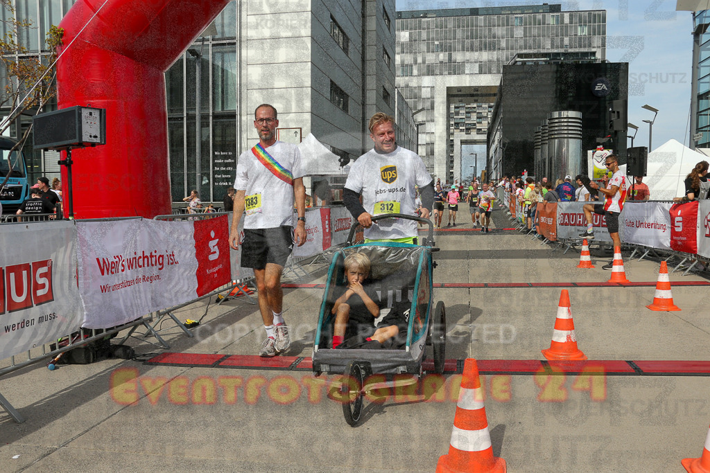 250920_1333_EX1_5455 | Sportfotografie im Rhein-Sieg Kreis, Köln, Bonn, NRW, Rheinland Pfalz, Hessen, etc. Unser Tätigkeitsfeld umfasst den Laufsport vom Volkslauf über den Marathon, Duathlon, Triathon bis zum Ultralauf wie Kölnpfad Ultra oder Schindertrail.