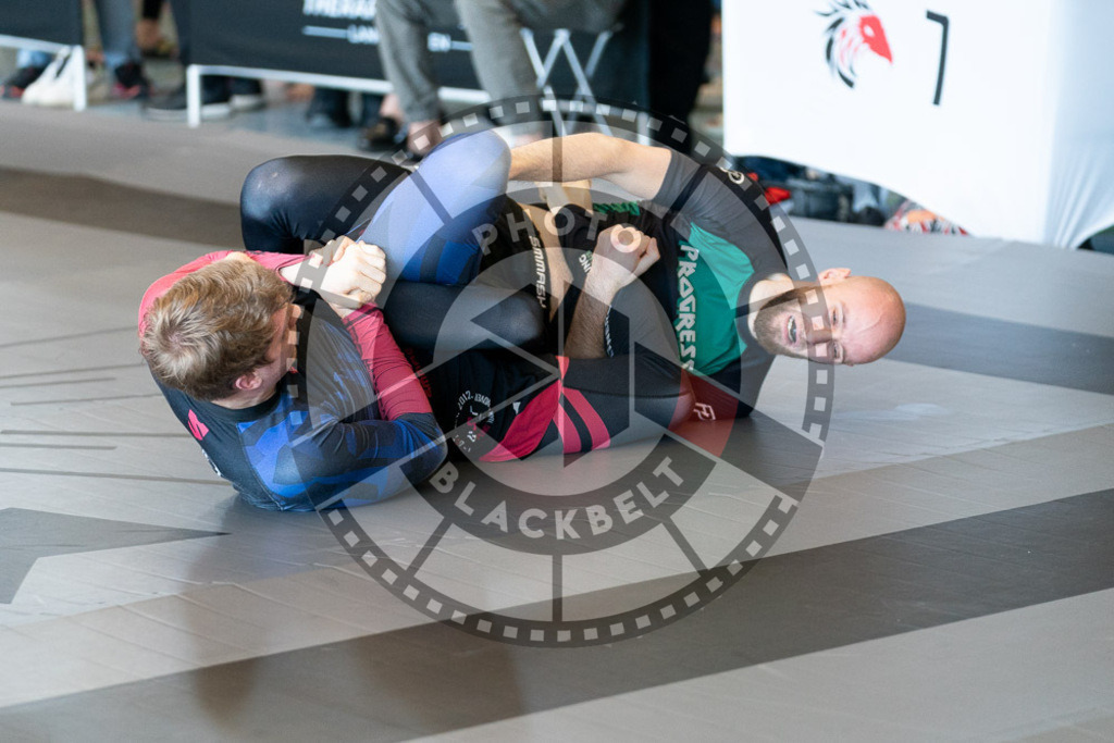 20250329PBB1904 | Fighters compete during the International Luta Livre (ILLCS) Germany IX Spring 2025 Competition spring on March 29, 2025 in Hannover, Germany.© Chiara Dazi