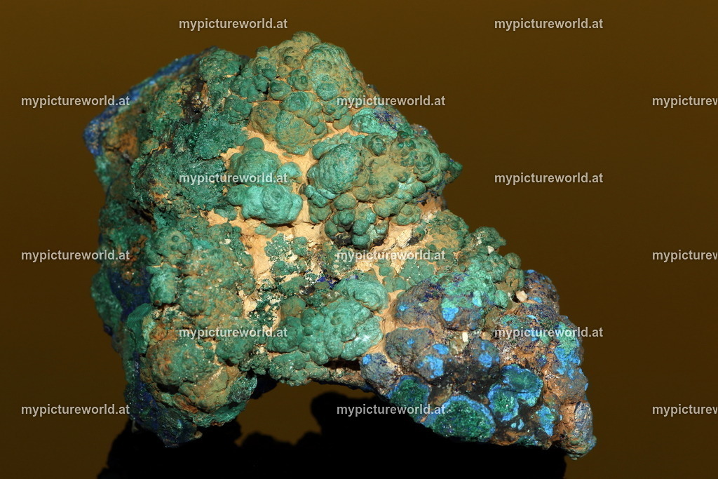 Malachit-001 | Malachit und Azurit - Realisiert mit Pictrs.com