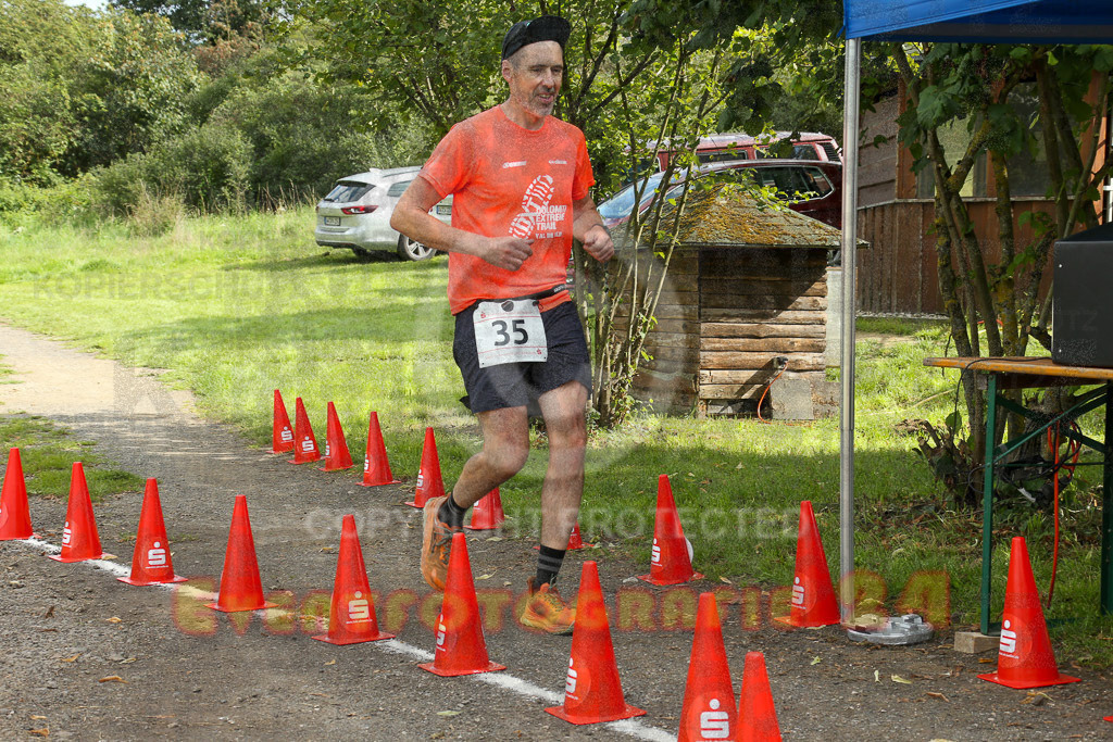 230826_1620_EX1_1541 | Sportfotografie im Rhein-Sieg Kreis, Köln, Bonn, NRW, Rheinland Pfalz, Hessen, etc. Unser Tätigkeitsfeld umfasst den Laufsport vom Volkslauf über den Marathon, Duathlon, Triathon bis zum Ultralauf wie Kölnpfad Ultra oder Schindertrail.