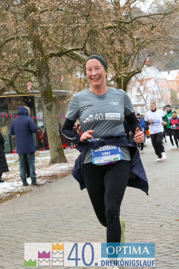 VR Bank Hauptlauf 10km | 40. Optima 3koenigslauf 2026 - Realisiert mit Pictrs.com