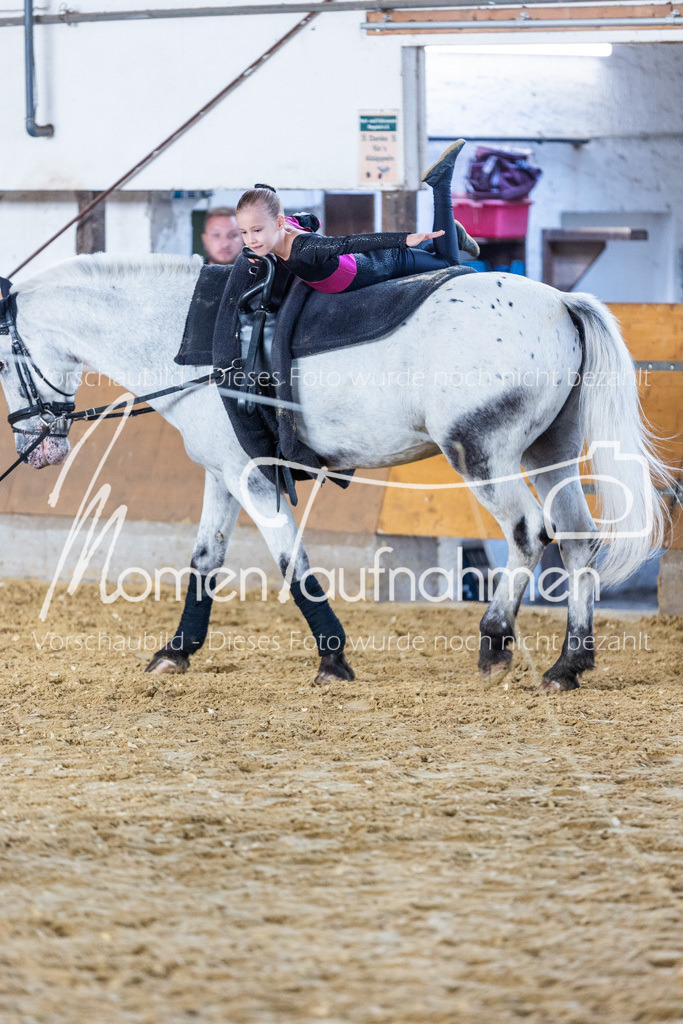 SS-Mini-162 | MomenTaufnahmen Pferdesportfotos