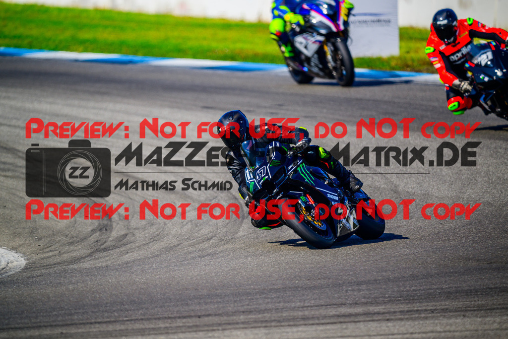 MaZZes_FotoMatrix_240520_6007705_2906 | WEISS