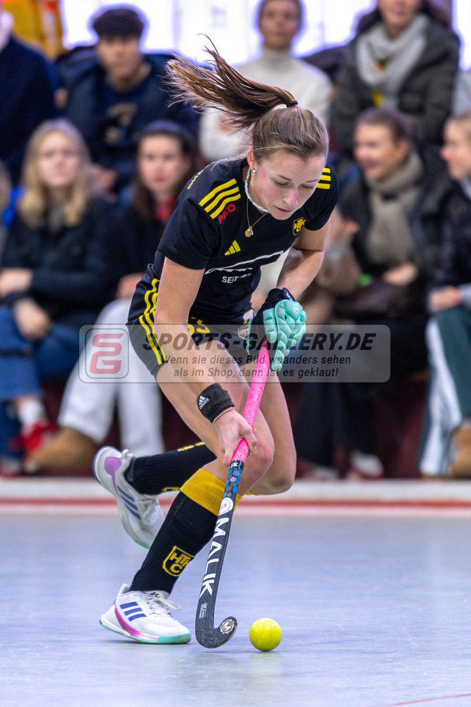SM_2025-01-12_wD5_-22 | 1.Bundesliga Hallenhockey  (W) UHC - HTHC / 2:3 (2:1)