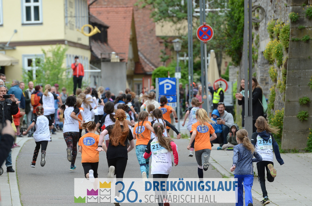 AOK Junior Cup 400m | 3Königslauf 2022 AOK Junior Cup 400m - Realisiert mit Pictrs.com