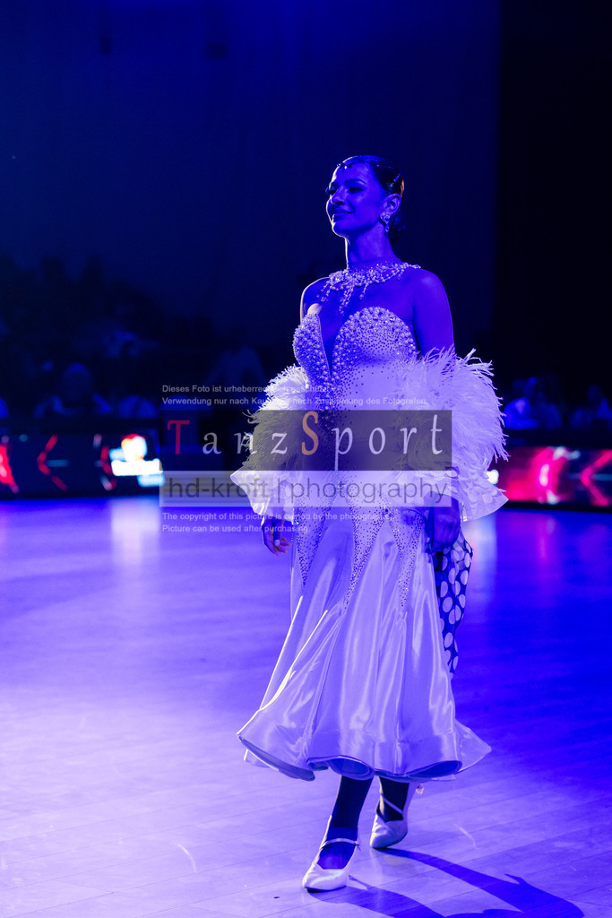 IMG_7927 | Tanzsportbilder, Standardtanz, Lateintanz, WDSF, DTV, LTVB, dancecomp, goc, hessen tanzt, blaues band der spree, walzer, tango, wiener walzer, slowfox, quickstepp, samba, rumba, cha-cha-cha, paso doble. jive, hd-kroft photography, turniertanzsport