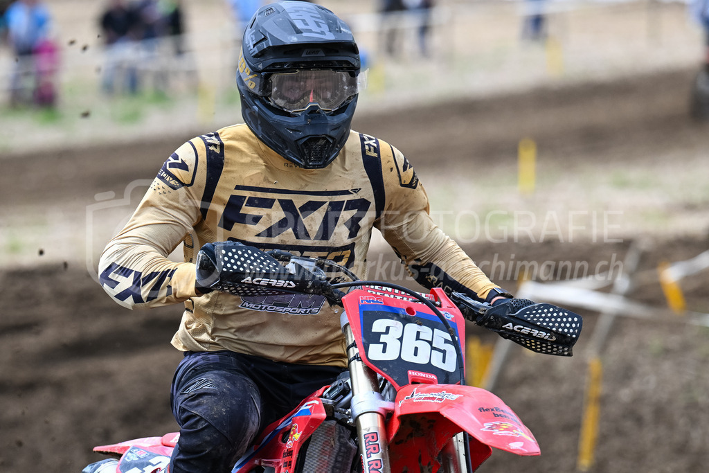 Motocross Schlatt bei Winterthur - 29. April 2023 | #365 Muff Marco aus Winterberg (CH) auf Honda in der Kategorie MX2 am Motocross Schlatt bei Winterthur, 29. April 2023.
Instagram: @mx_schlatt | @mc_wila | @sam_schweiz
Bild: Sportfotografie Markus Aeschimann | www.markus-aeschimann.ch - Realisiert mit Pictrs.com