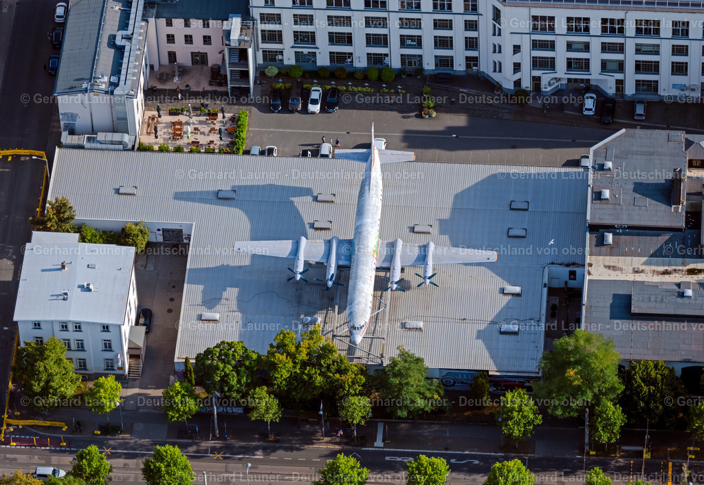 4040218 | Online-Shop für Luftbilder aus Deutschland. Seit über 45 Jahren baut Gerhard Launer das Luftbildarchiv mit unterschiedlichsten Themen stetig weiter aus.