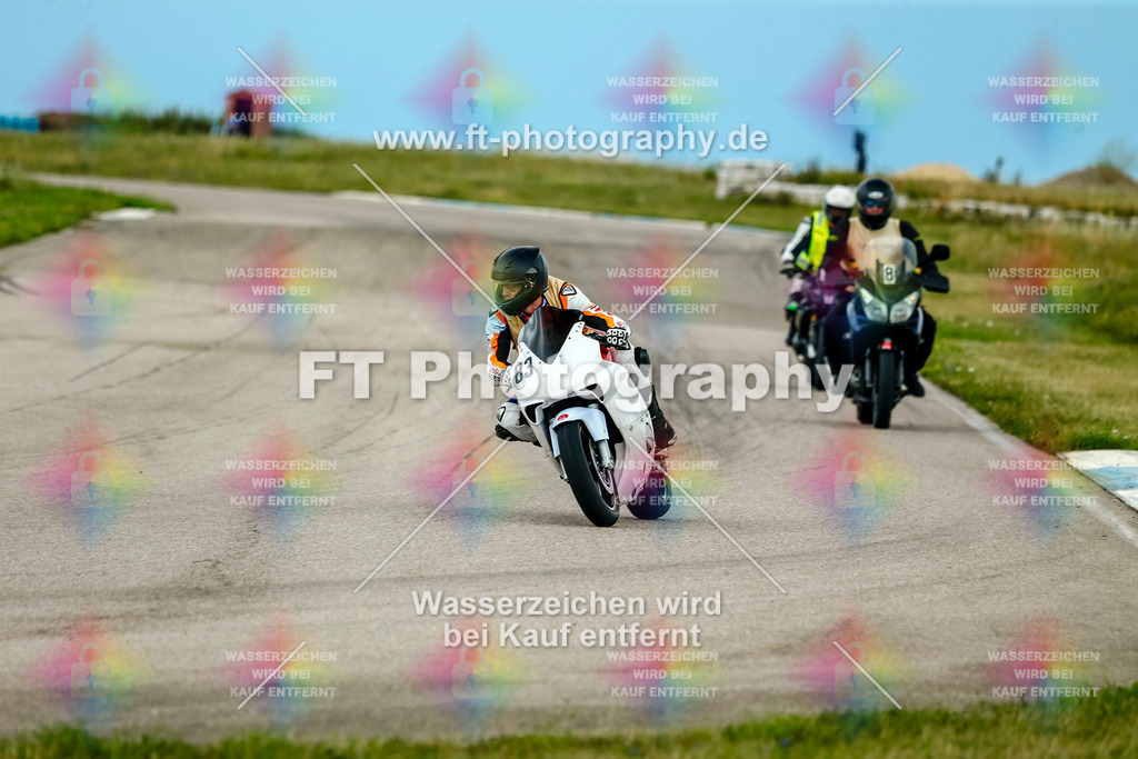 Chambley Juli-3099 | Hier findet Ihr Bilder von Touristenfahrten auf der Nürburgring Nordschleife oder von anderen Veranstaltungen die ich besucht habe. Viel Spass beim Durch Schauen 