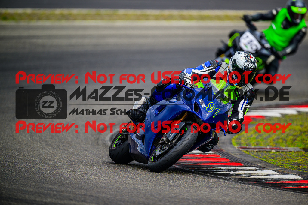 MaZZes_FotoMatrix_240717_6007705_6204 | INST