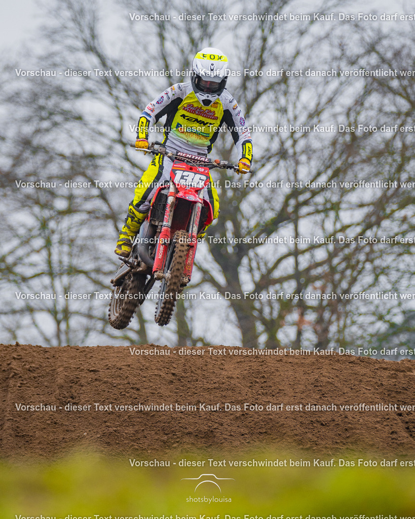 20260412_MCCBensdorf-1173 | Sportfotografin aus Berlin-Brandenburg mit Fokus auf Motocross. Ich halte deine sportliche Leistung und echte Emotionen auf und neben der Strecke professionell fest. Entdecke die Fotos von deinem Rennen und bestelle sie direkt hier im Shop.
