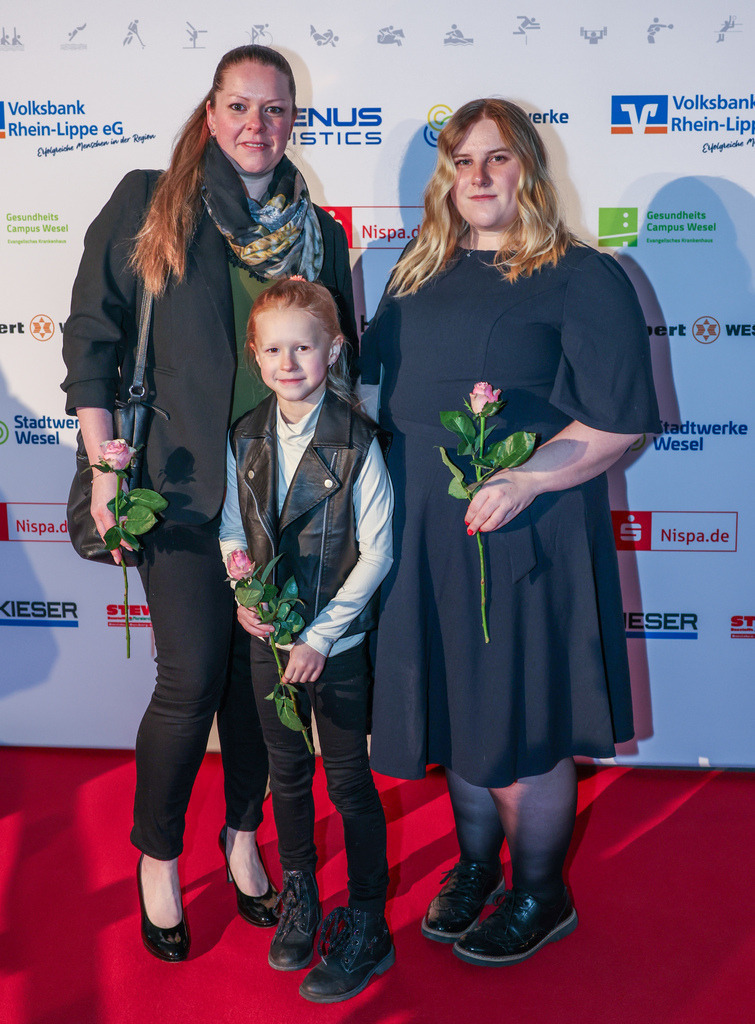 top-top.de250214-049 | Die 3. Weseler SportNacht, die große Sportgala mit Ehrungen der Weseler Sportler des Jahres 2024 findet am Freitag, den 14.02.2025 im Festzelt an der Rheinpromenade statt.Foto: Erwin Pottgiesser