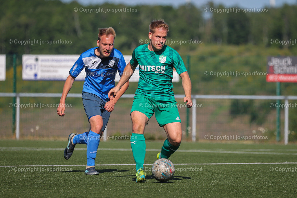 BQ3I9136 | 03.06.2023; Kreisoberliga West; Kunstrasenplatz Fellerdilln; VfL Fellerdilln - VfB Asslar; Ergebnis: 4:1 (3:1)